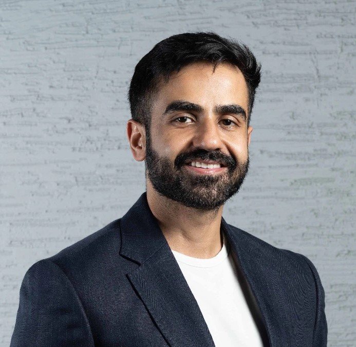 The Biography of  Nikhil Kamath